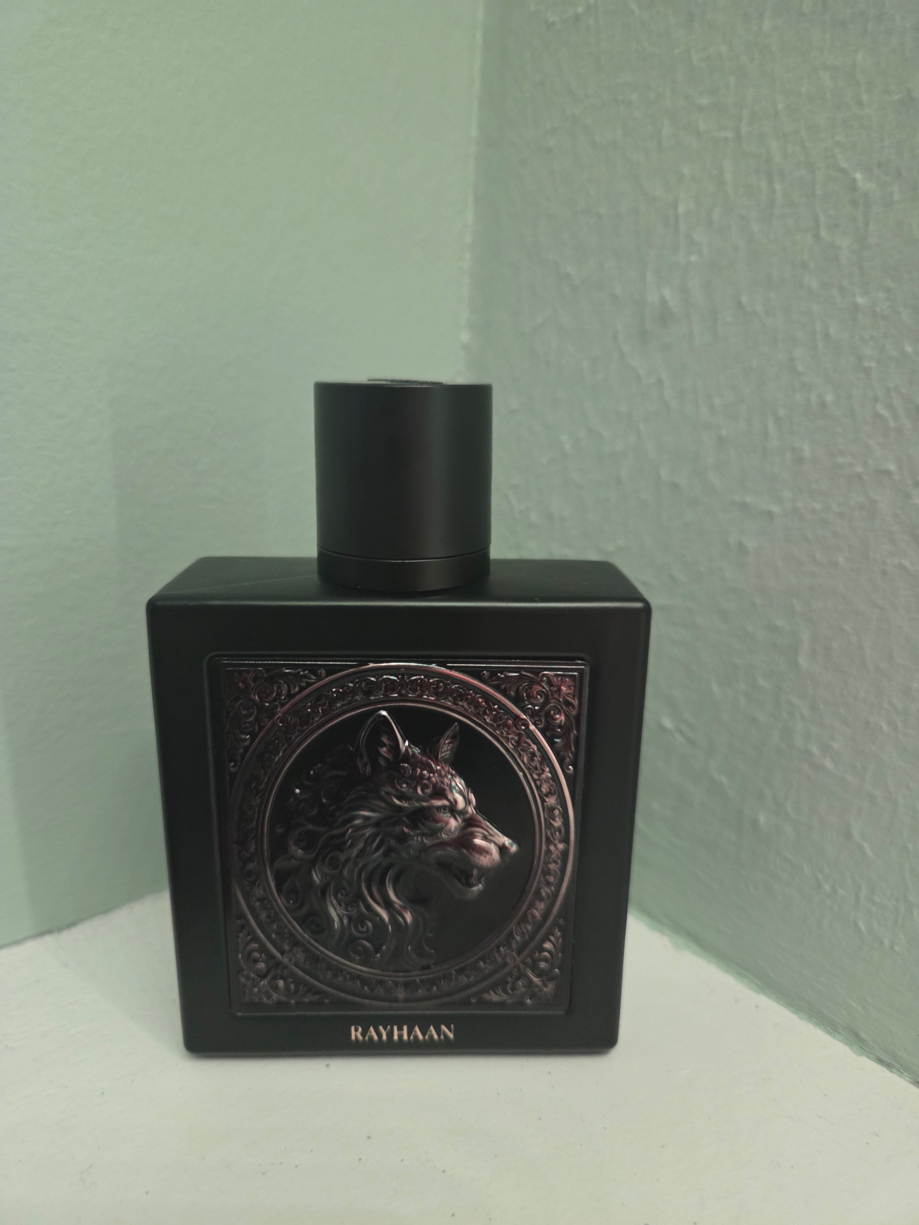 Rayhaan Wolf EDP – 10ml Decant